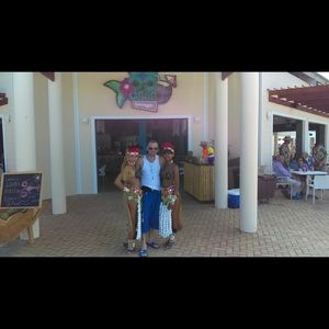 Meet your Posher, Derrick